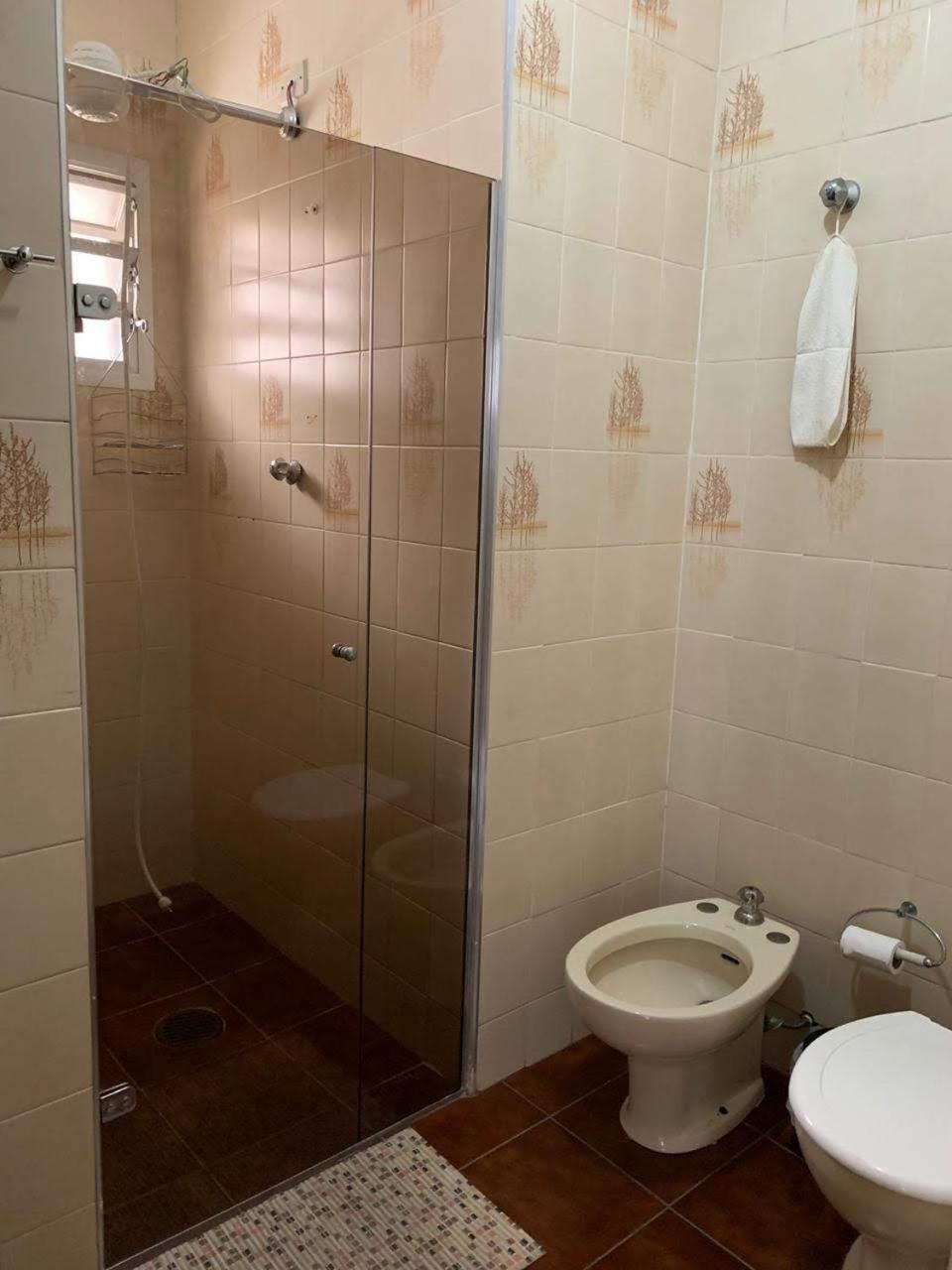 4 Suites, Ar Cond Tv, Internet, Piscina,150 Mts Praia! Aceitamos Pet! Guaruja Luaran gambar